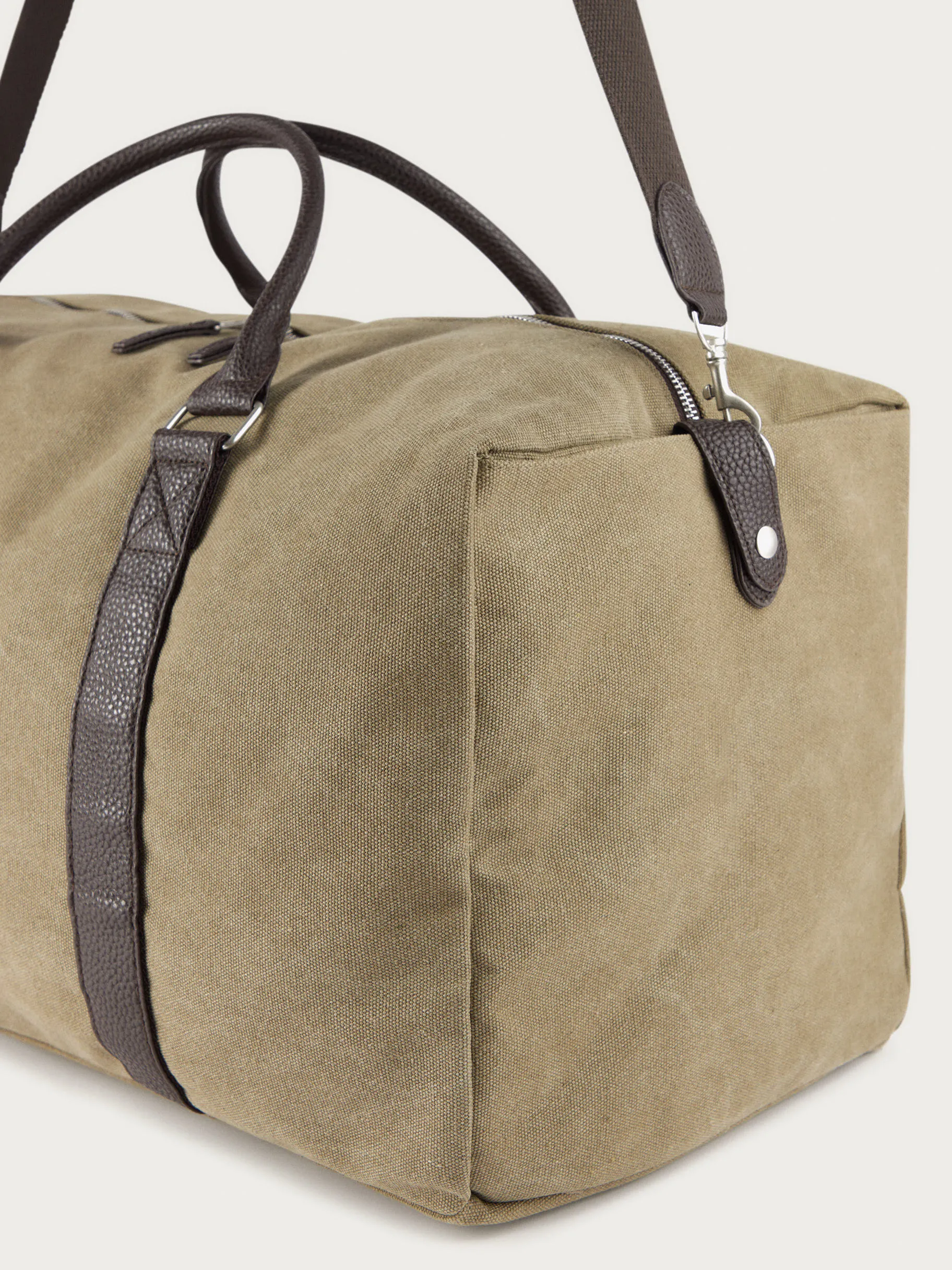 bolsa_nolan_verde_4.webp Fashion Alvaro Moreno BOLSA NOLAN Verde