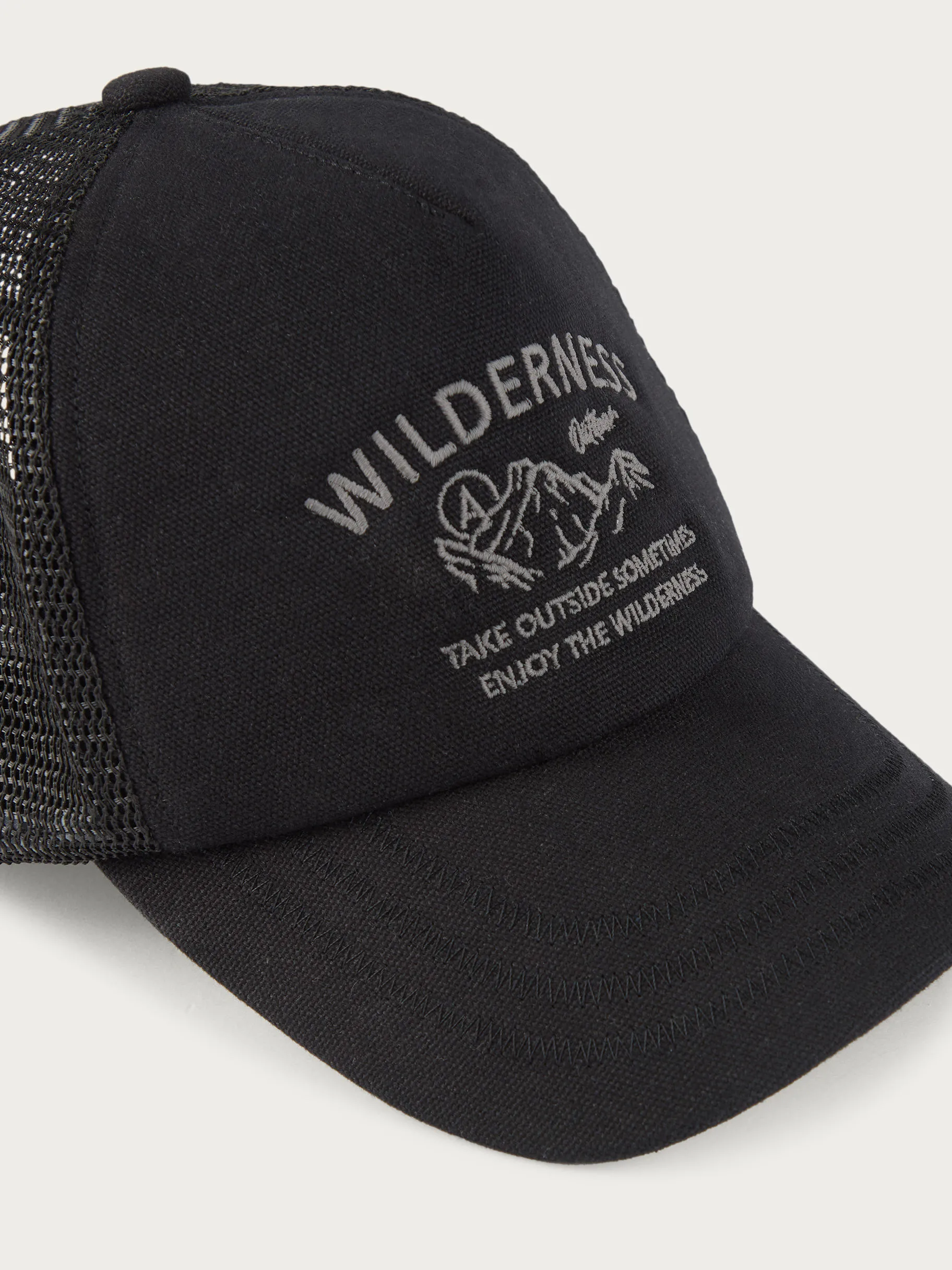 gorra_truck_bordada_negro_3.webp Discount Alvaro Moreno GORRA TRUCK BORDADA Negro