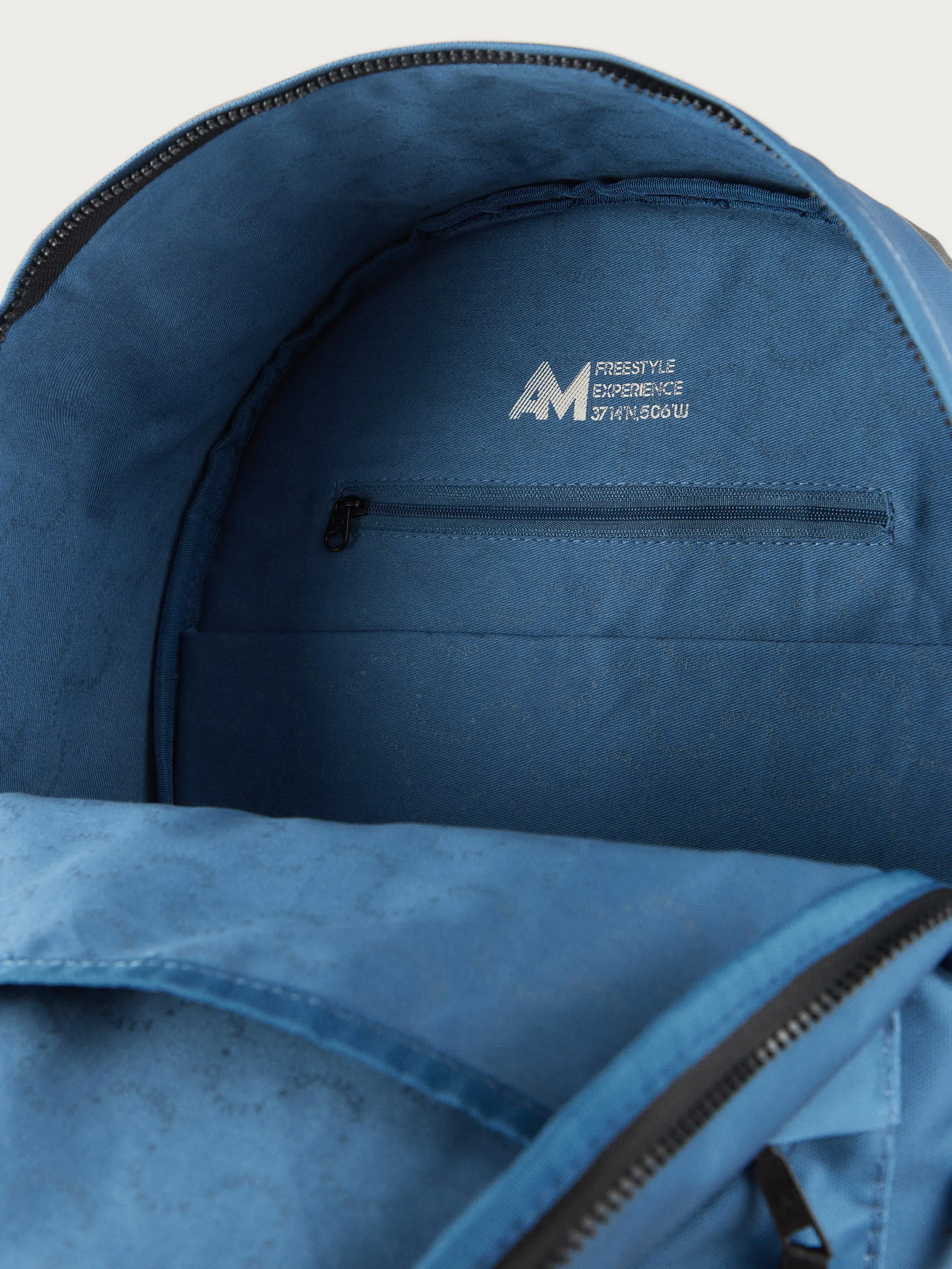 mochila_guido_azul_3.webp Outlet Alvaro Moreno MOCHILA GUIDO Azul