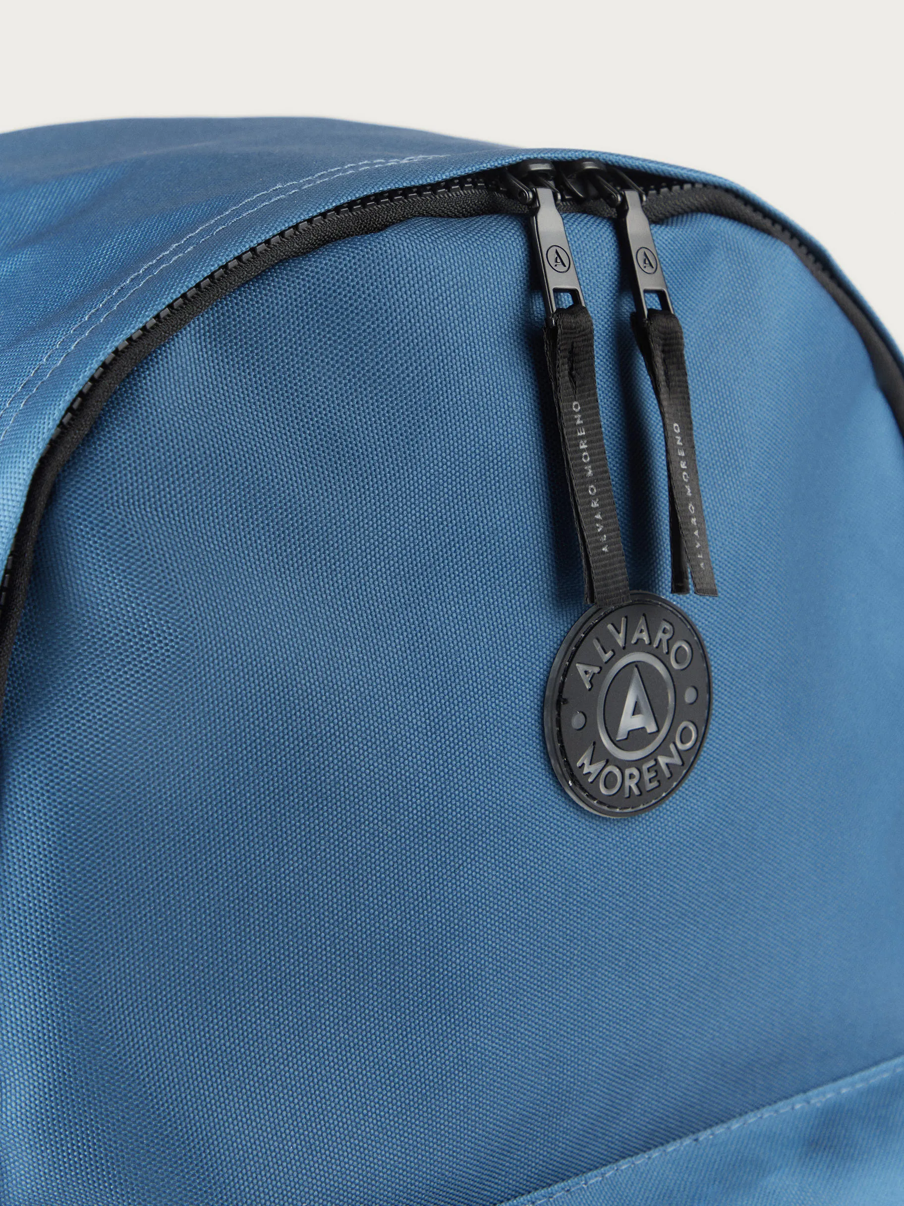 mochila_guido_azul_5.webp Outlet Alvaro Moreno MOCHILA GUIDO Azul