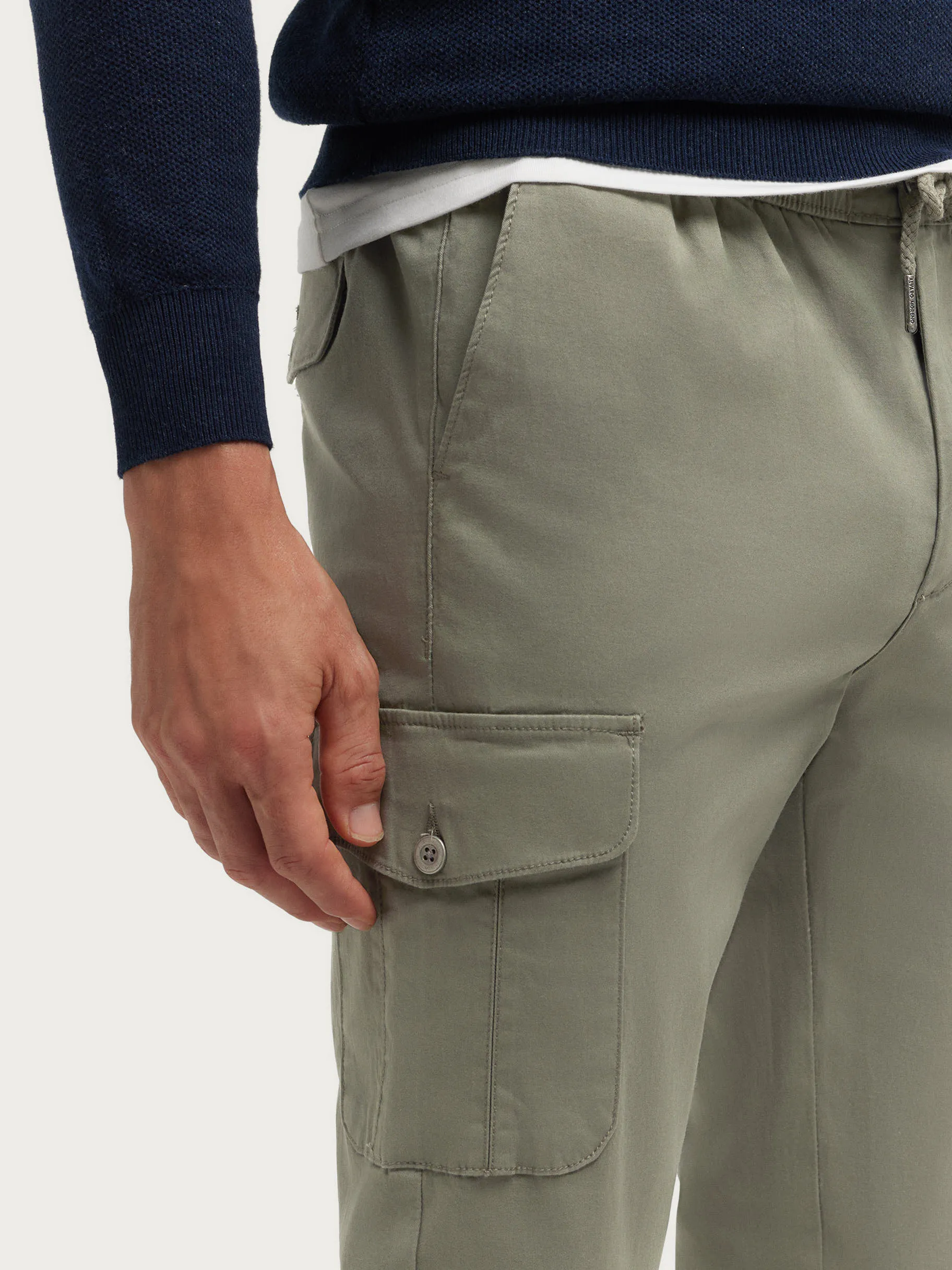 pantalon_bufford_verde_3-1.webp Online Alvaro Moreno PANTALON BUFFORD Verde