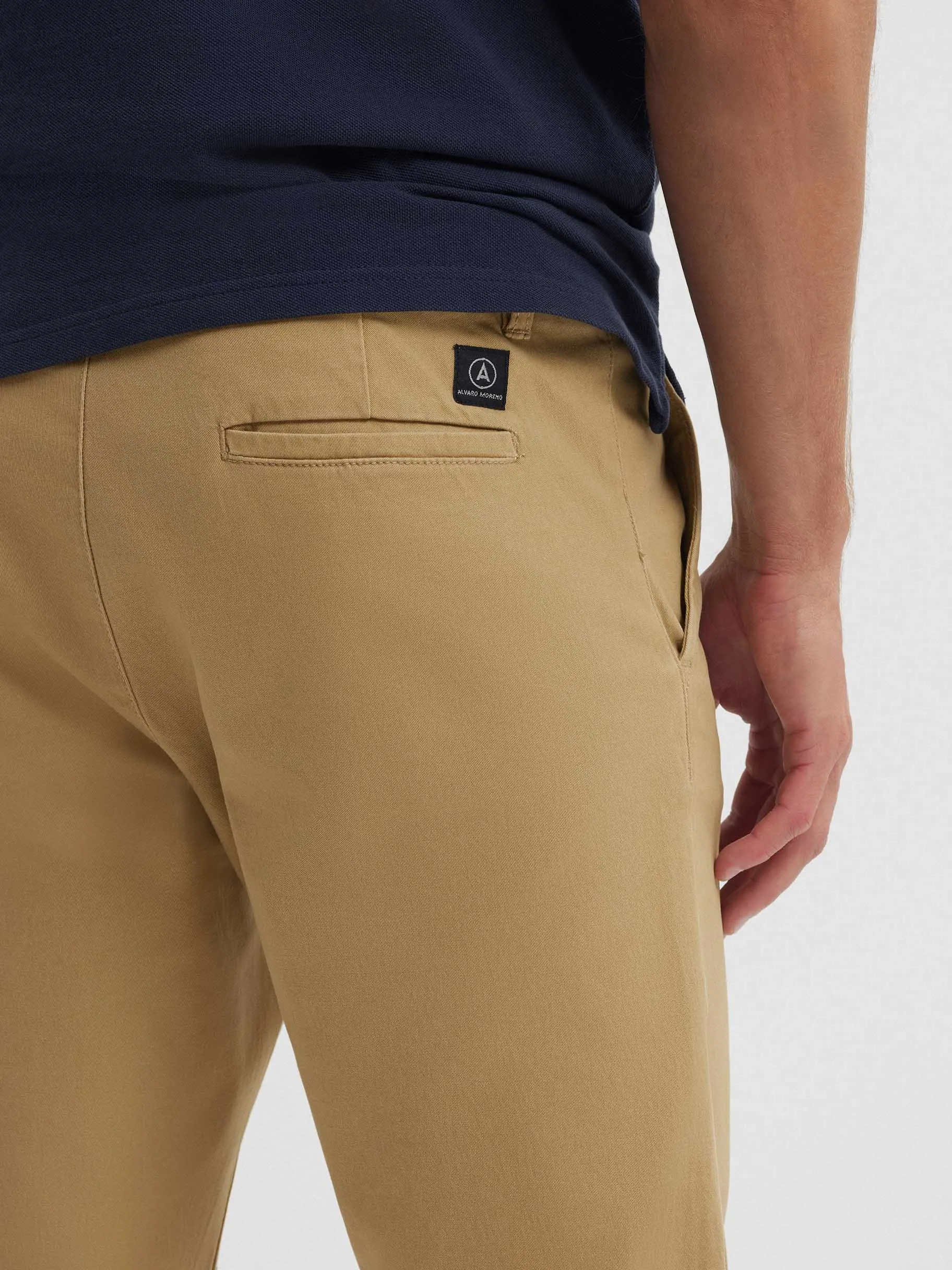 pantalon_chino_comfort_camel_4.webp Best Alvaro Moreno PANTALON CHINO COMFORT Camel