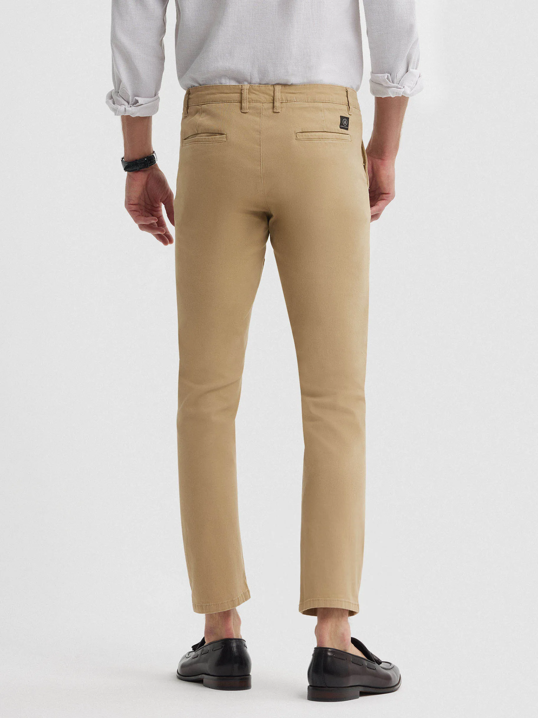 pantalon_chino_slim_fit_camel_2.webp Online Alvaro Moreno PANTALON CHINO SLIM FIT Camel