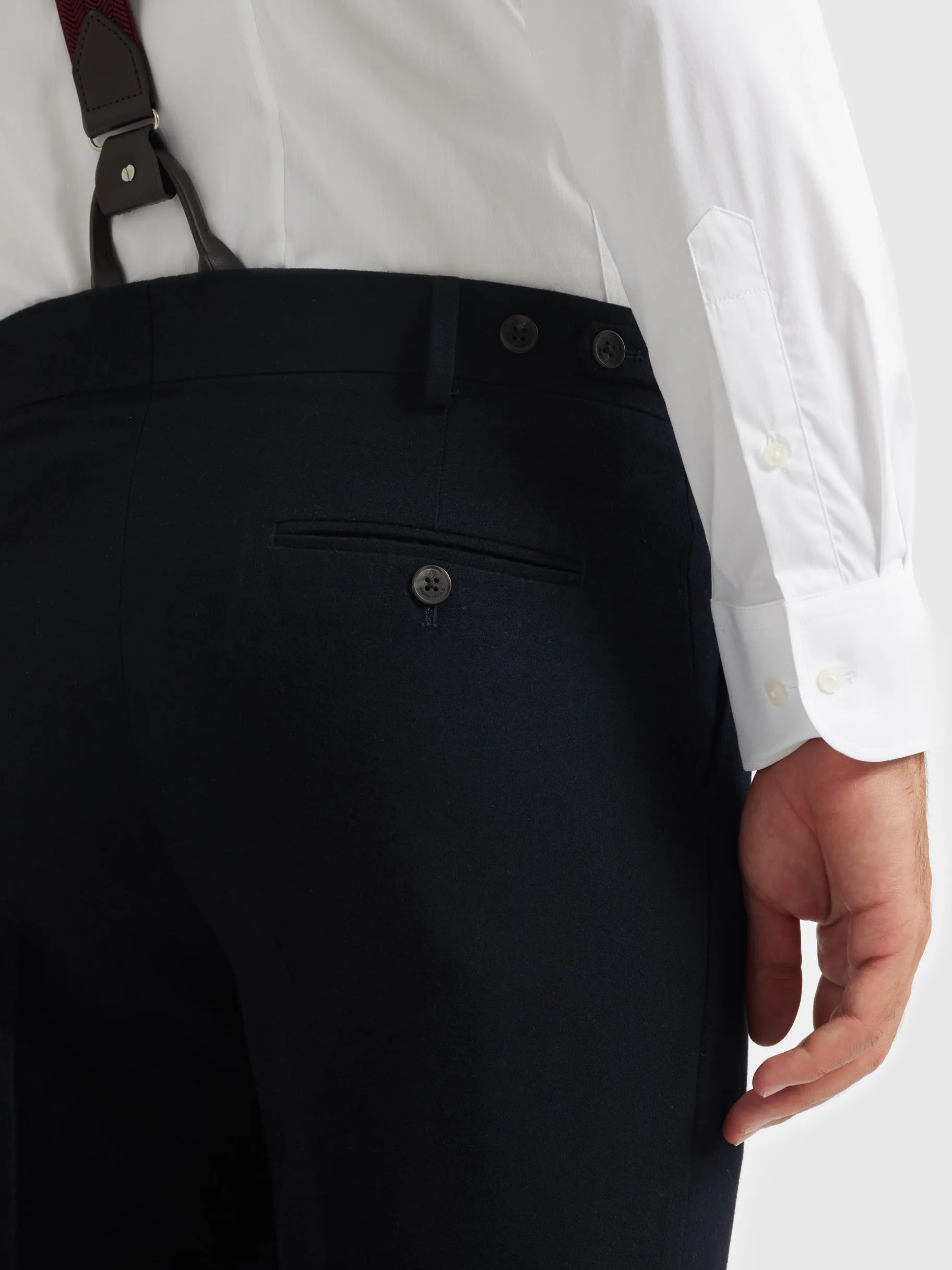 pantalon_classic_twill_azul_marino_4-2.webp Shop Alvaro Moreno PANTALON CLASSIC TWILL Azul Marino