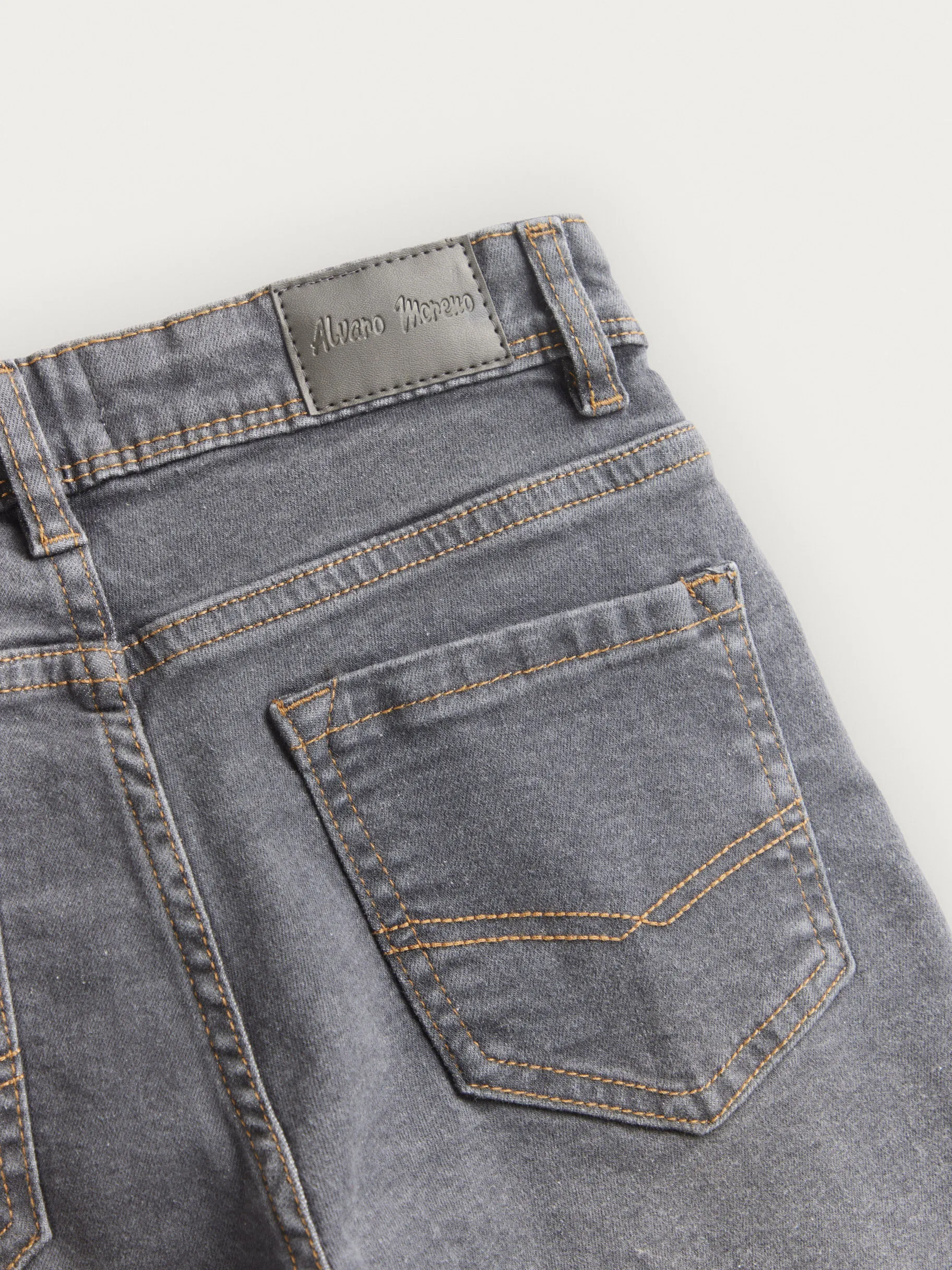 pantalon_denim_kids_gris_3.webp New Alvaro Moreno PANTALON DENIM KIDS Gris