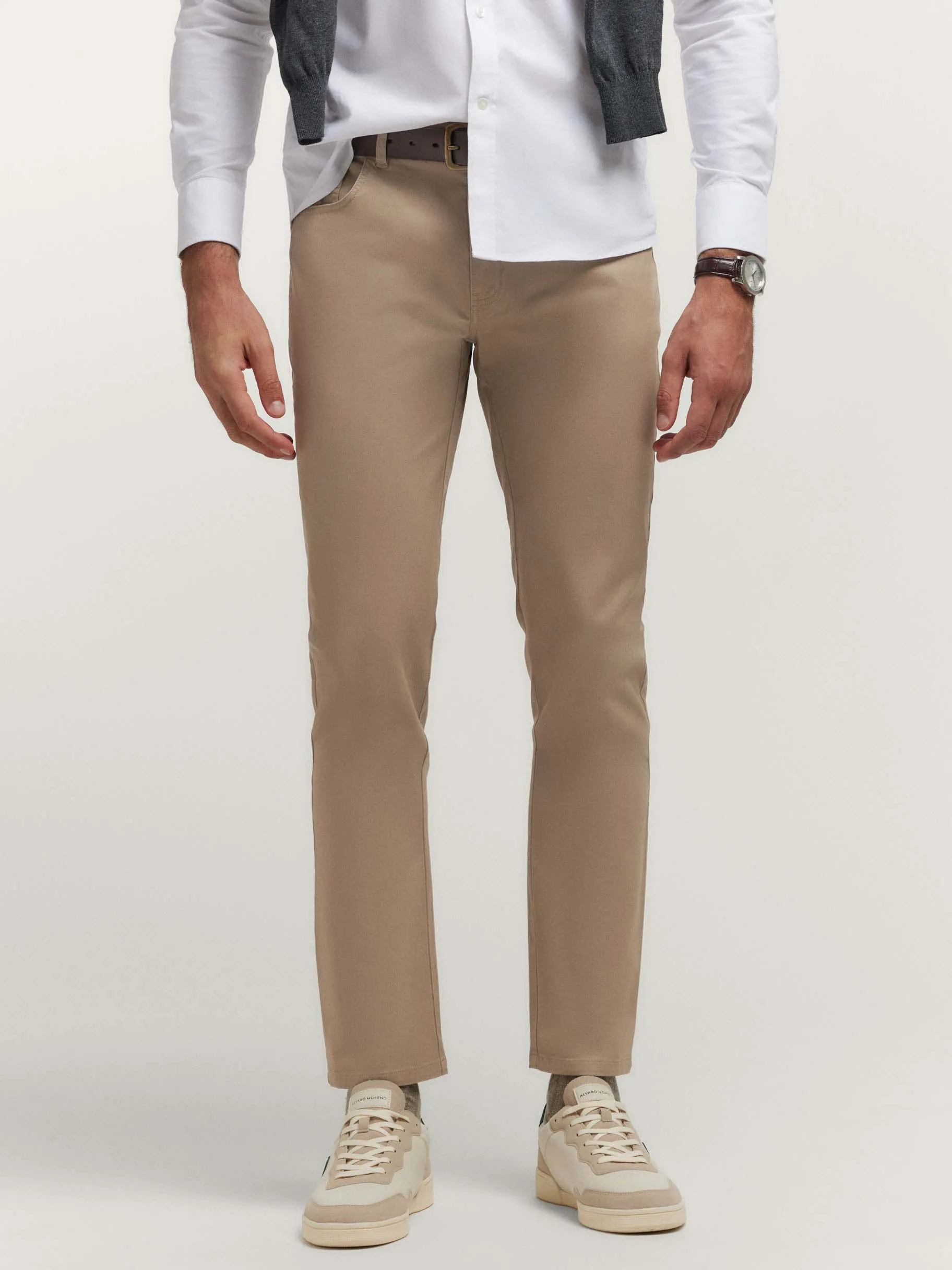pantalon_pic_pic_camel_1.webp Fashion Alvaro Moreno PANTALON PIC PIC Camel