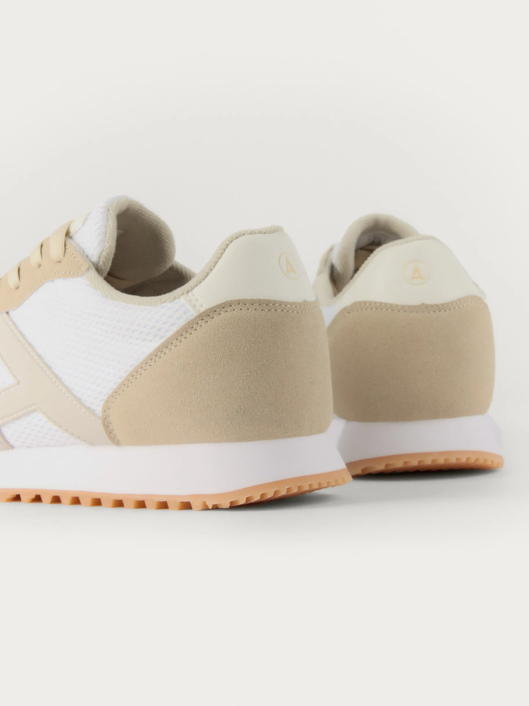 sneakers_aston_beige_2.webp Outlet Alvaro Moreno SNEAKERS ASTON Beige