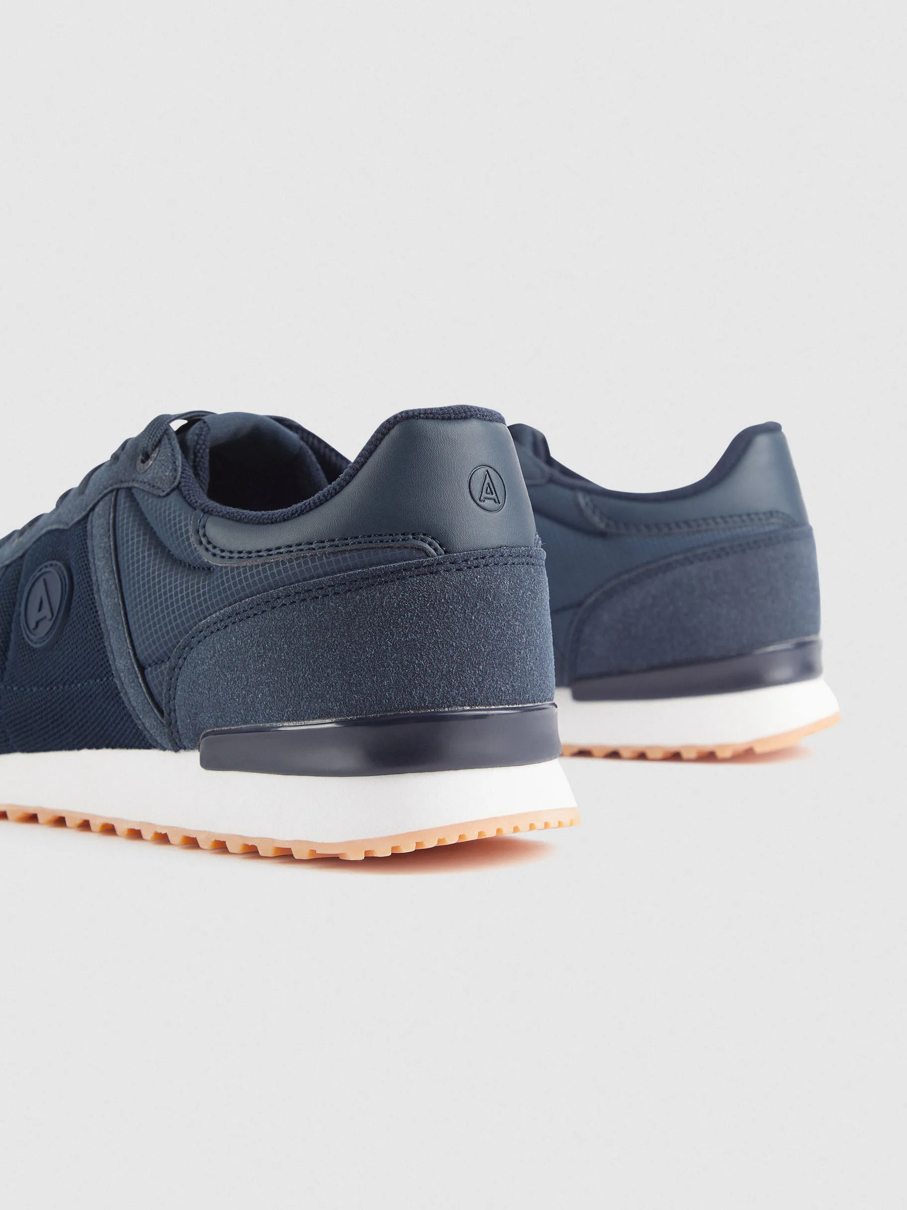 sneakers_joplin_azul_marino_2.webp Outlet Alvaro Moreno SNEAKERS JOPLIN Azul Marino